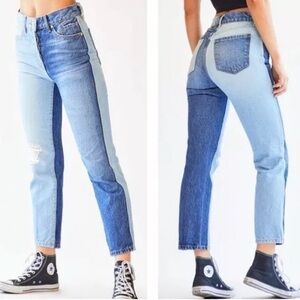 Women's Revice Dream Fit 2 Tone Denim Distressed
Straight Leg Jeans Size 25